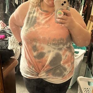 Maurice’s 3X Plus Size tank, like new.tie dye design